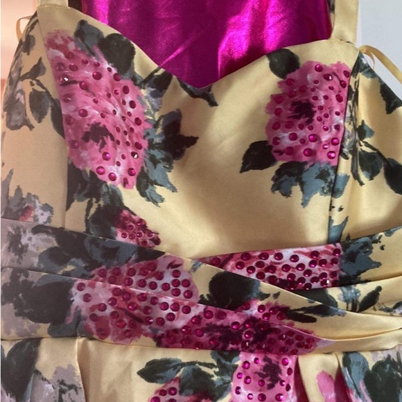 NWOT Teeze Me Pageant Fun Fashion Yellow & Pink Stoned with Shorts!! - Picture 3 of 5